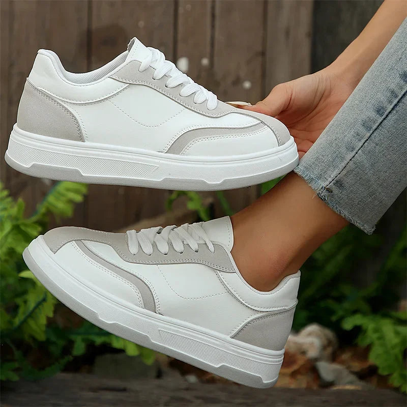 Tênis Feminino Casual Plataforma de Couro Sintético Vulcanizado
