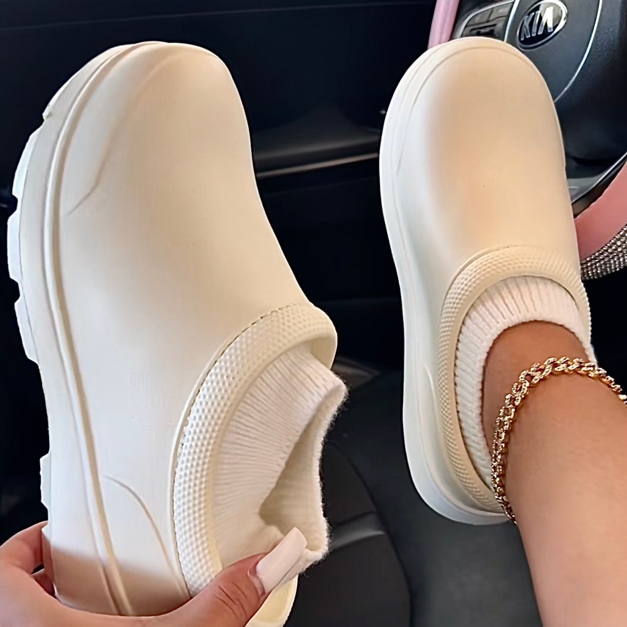 Chinelo Unissex Lebhaft com Forro de Pelúcia