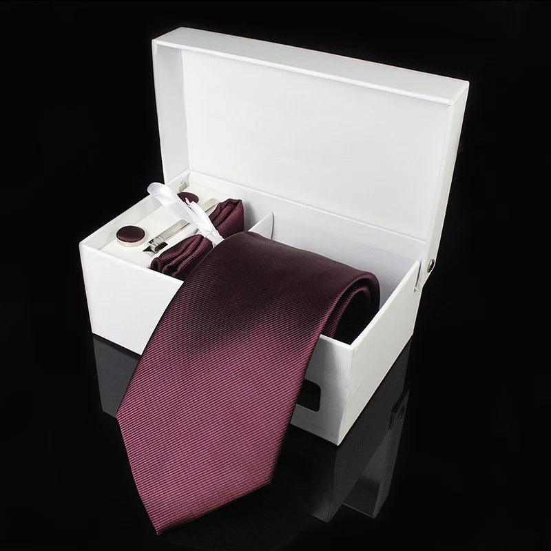 Gravata Masculina de Seda 8cm com Lenço, Abotoaduras e Caixa