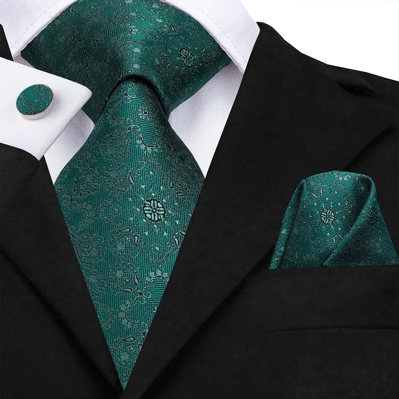 Conjunto de Gravata de Seda Floral Verde Hi-Tie Italiana