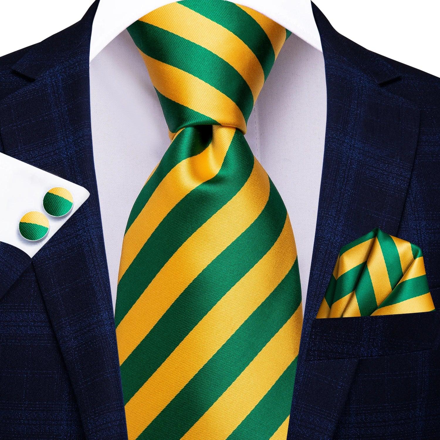 Gravata Hi-Tie Seda Listrada Verde/Amarelo - Elegância e Estilo