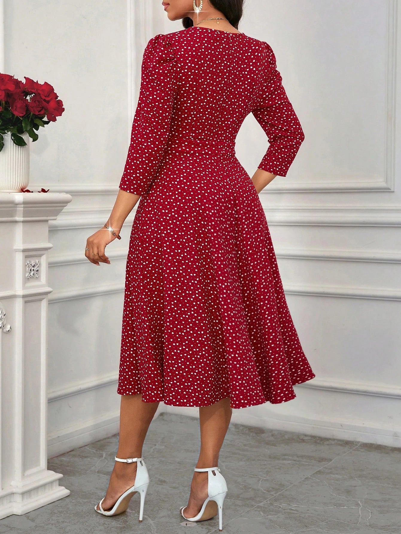 Vestido Midi Feminino Bordô Decote em V