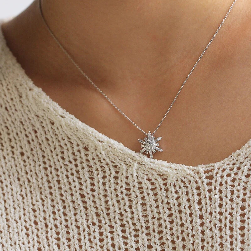Colar Feminino Floco de Neve Brilhante