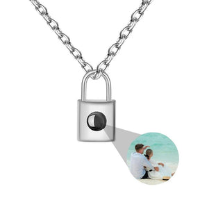 Colar Personalizado com Foto e "Eu Te Amo" em 100 Idiomas