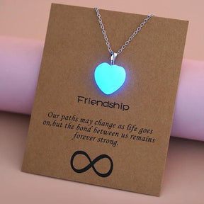 Colar Feminino Luminoso com Pingente Brilho Noturno