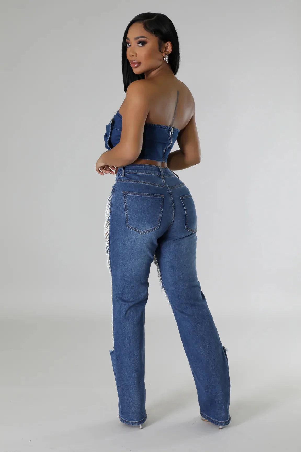 Calça Feminina Jeans Rasgada com Strass