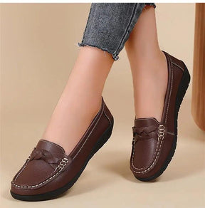 Mocassins Feminino em Couro Genuíno | Conforto e Estilo