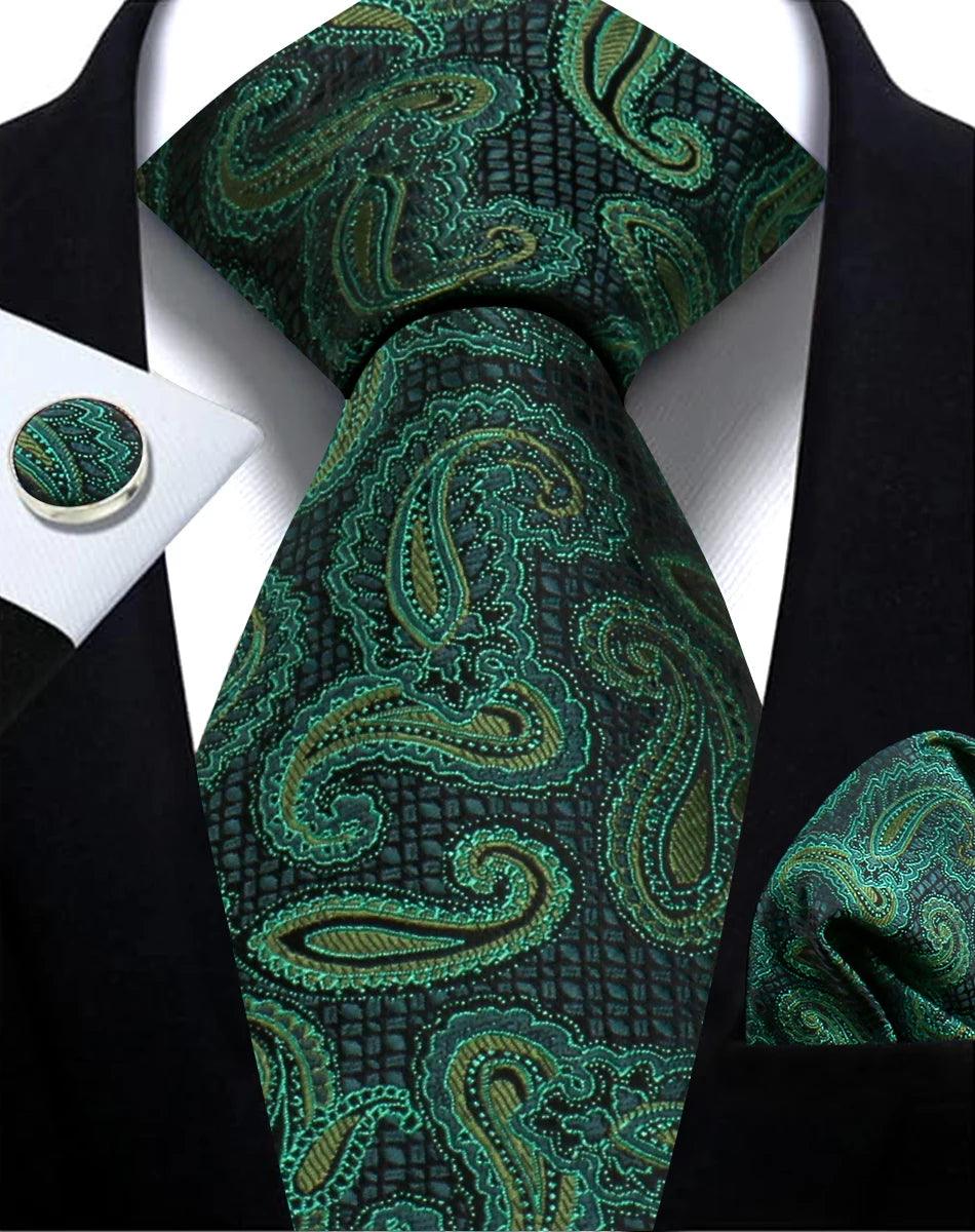 Gravata Masculina Paisley Jacquard | Elegância e Estilo