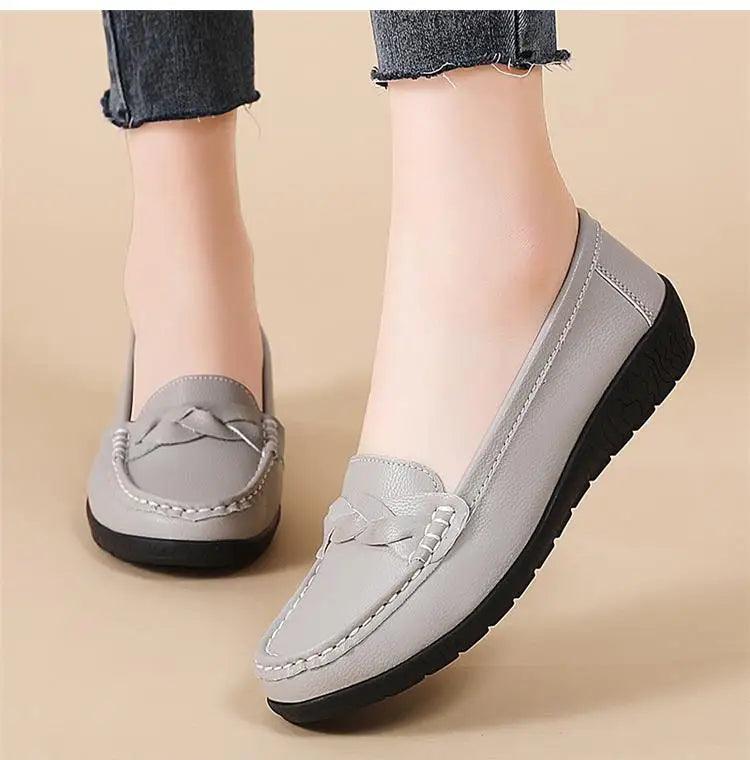 Mocassins de Couro Genuíno Feminino Conforto e Estilo Casual