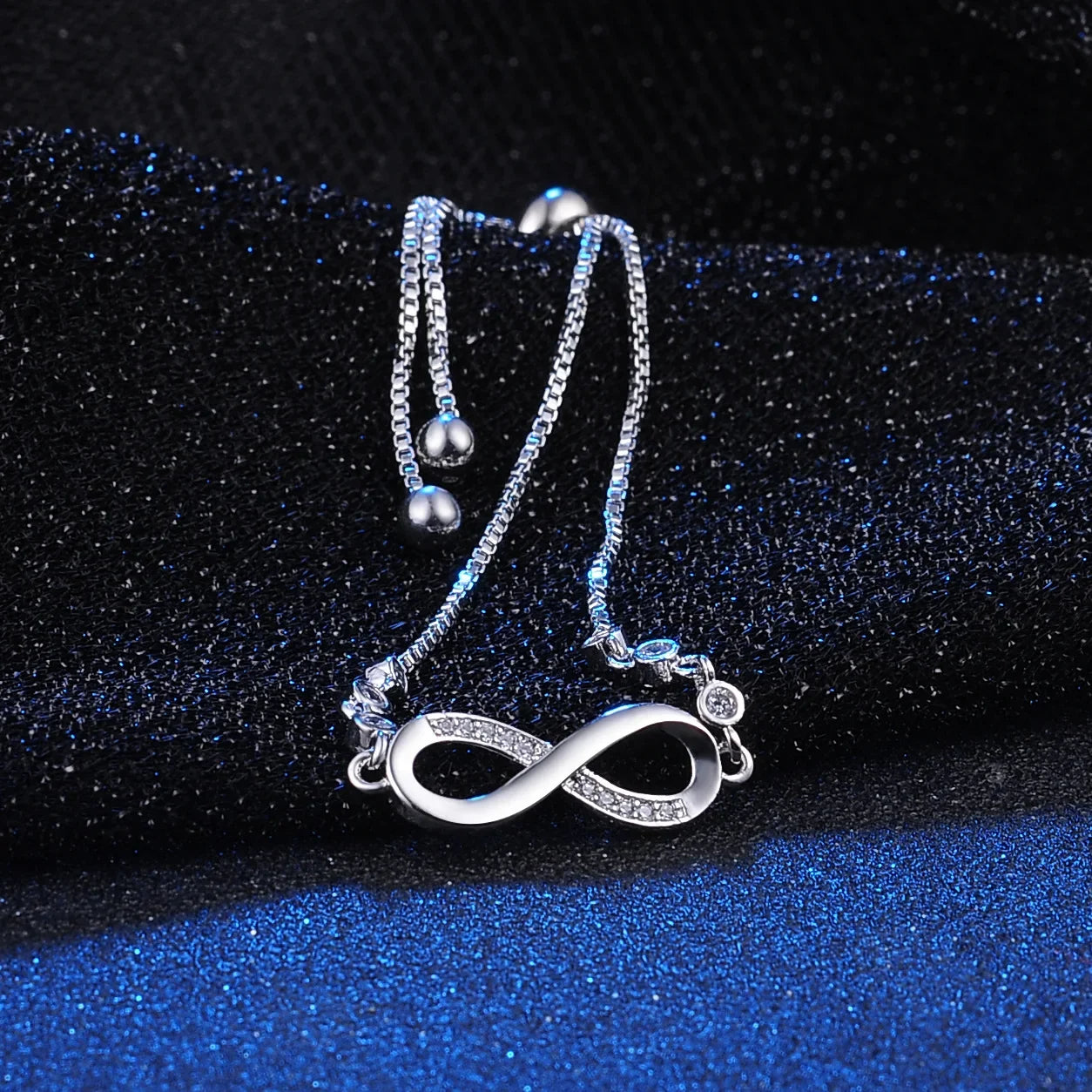 Pulseira Infinito com Strass - Elegância Unissex