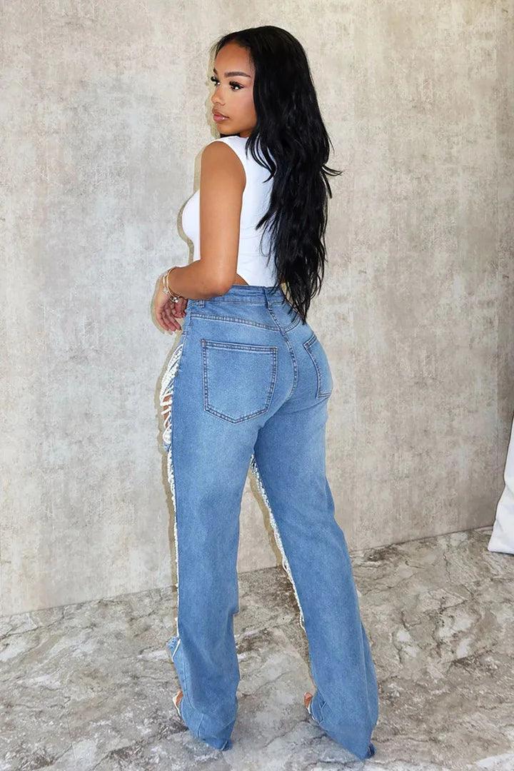 Calça Feminina Jeans Rasgada com Strass