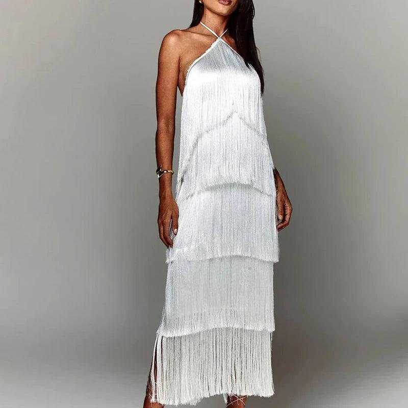 Vestido de Festa Halter com Borlas – Elegância Atemporal
