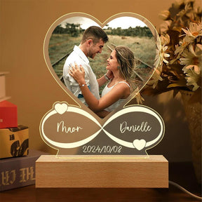 Moldura Personalizada de Foto com LED em Acrílico para Casais