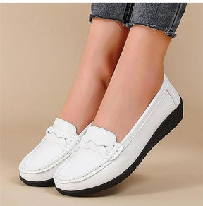 Mocassins Feminino em Couro Genuíno | Conforto e Estilo