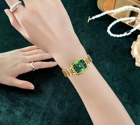 Relógio Curren Feminino Pulseira de Aço