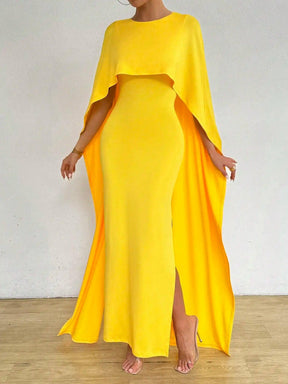Vestido Longo Feminino Elegante com Capa Amarela
