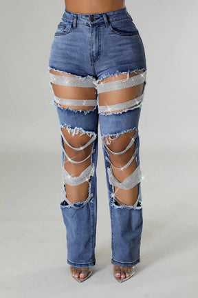 Calça Feminina Jeans Rasgada com Strass